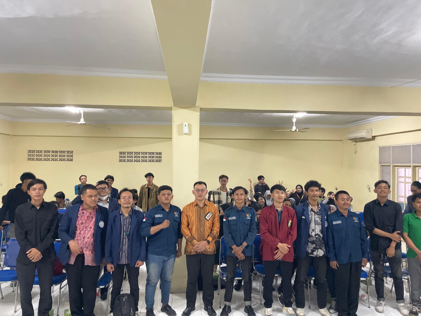 Selenggarakan Kuliah Umum BEM SaintekMu Perkuat Generasi Unggul Untuk Menyongsong Visi Indonesia Emas Tahun 2045