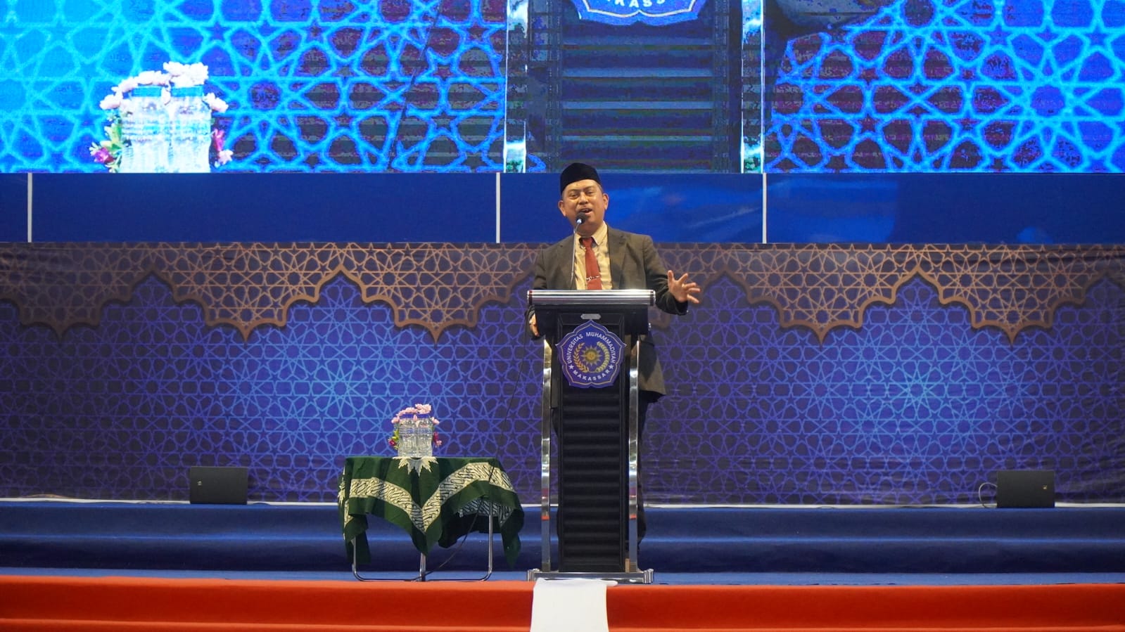 Pesan Kepala LLDIKTI IX Dr Andi Lukman Kepada Rektor Baru Unismuh Dr Rakhim Nanda