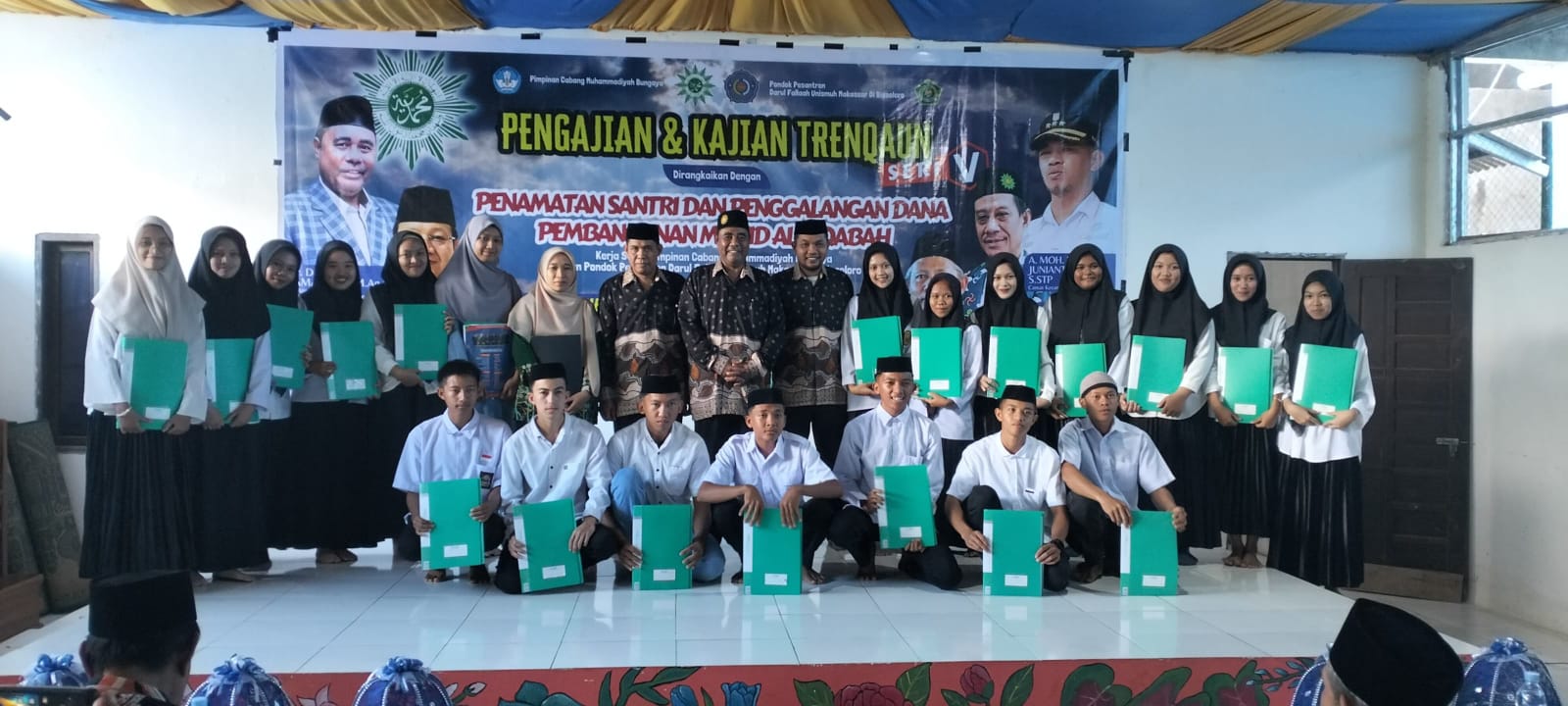 Pesantren Darul Fallaah Wisuda 59 Santri, 19 Lanjutkan Studi ke Unismuh Makassar