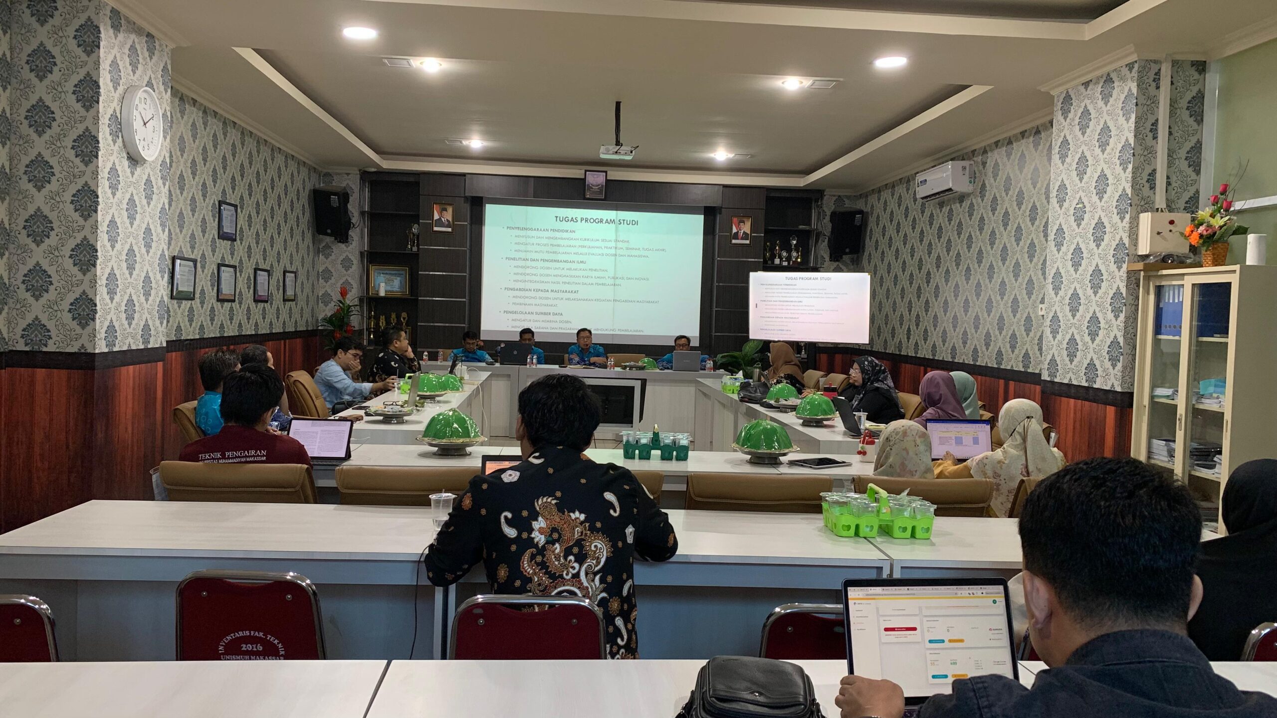 Fakultas Teknik Unismuh Teguhkan Sinergi Lewat Rapat Pimpinan