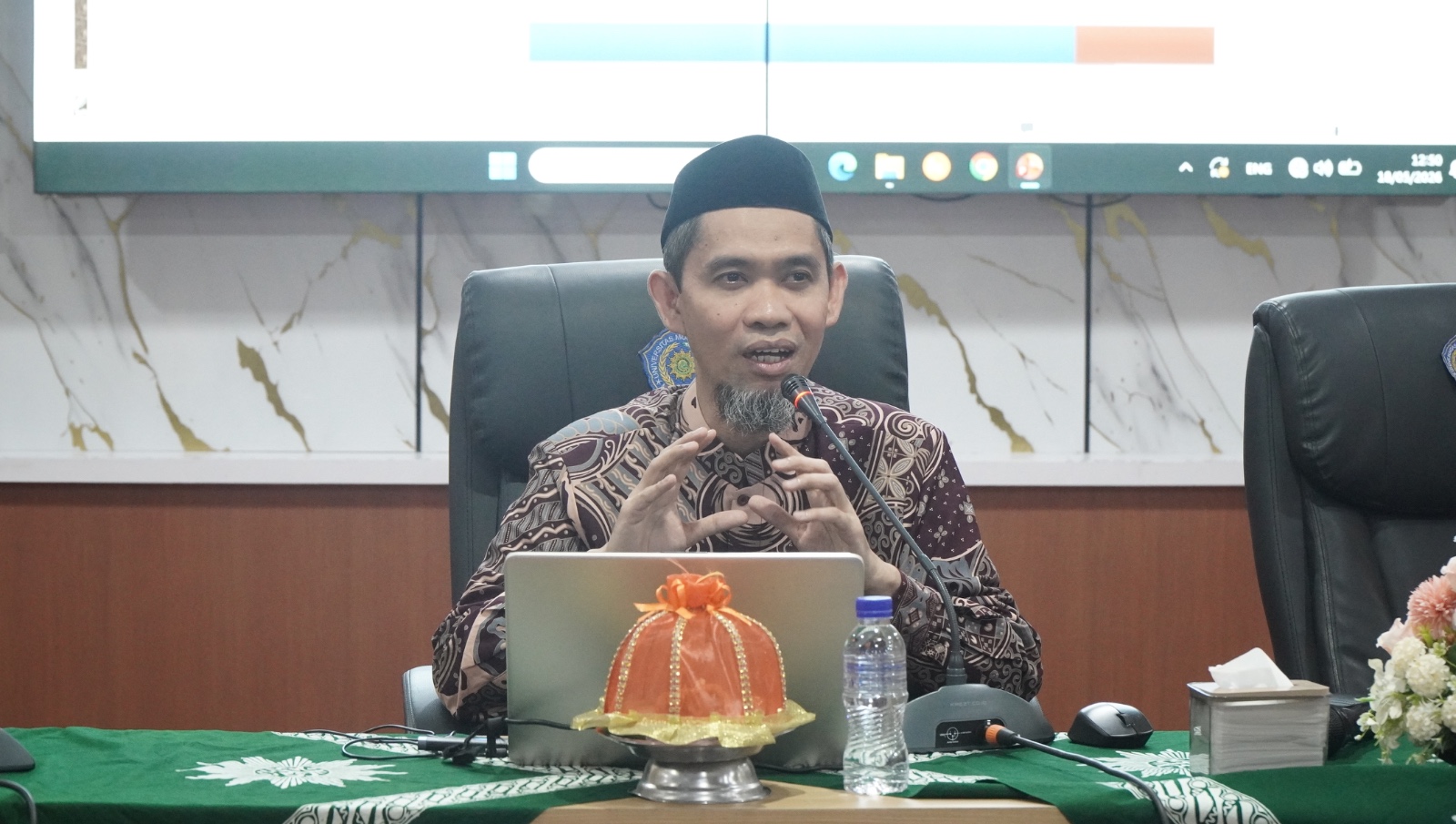 Pengajian Unismuh Makassar: KH Abbas Baco Miro Ajak Hidupkan Spirit Idul Kurban